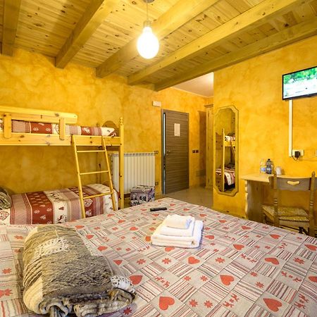 Alloggio Del Contadino Sondrio Exterior foto