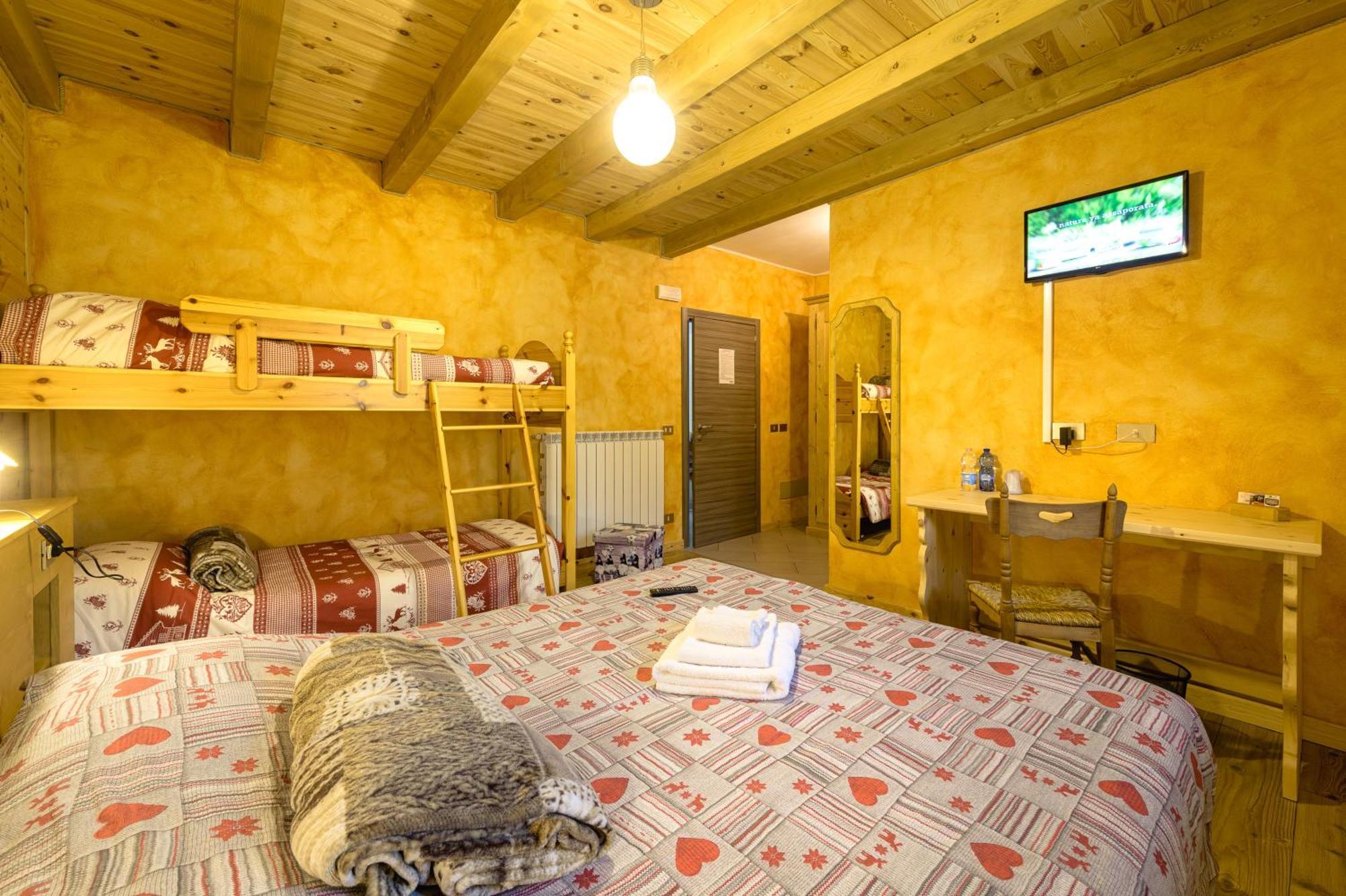Alloggio Del Contadino Sondrio Exterior foto